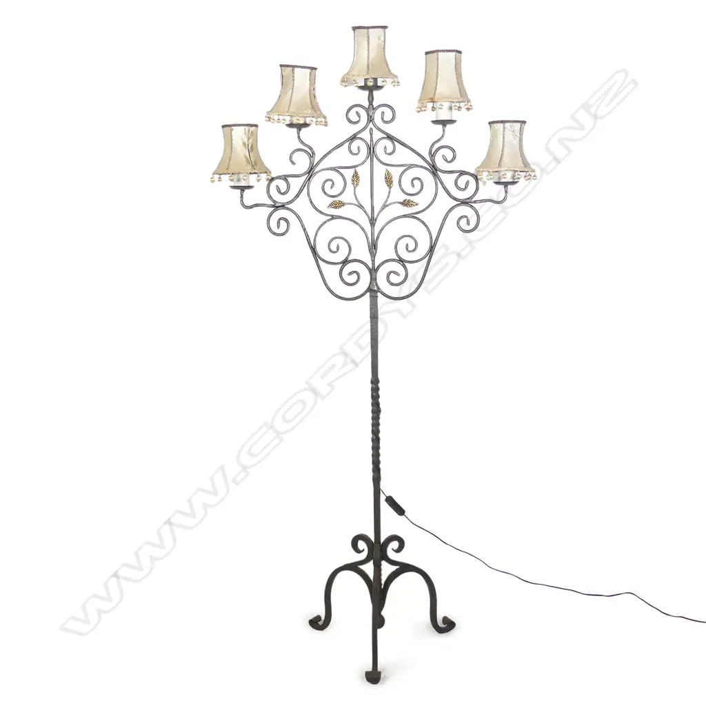A European scrolling wrought iron floor standing lamp Image 1++