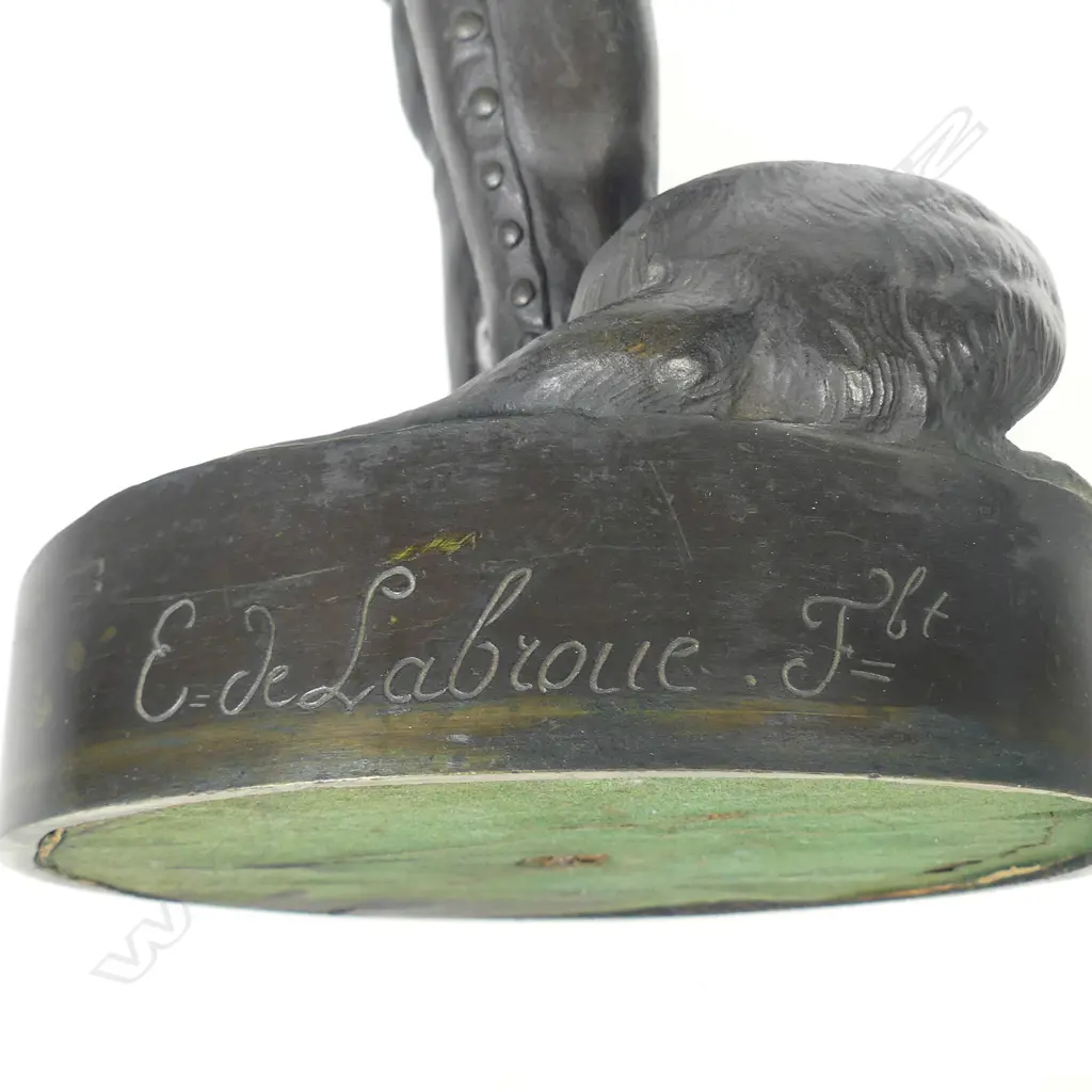 A bronze statuette by Eugene de Labroue Image 1++