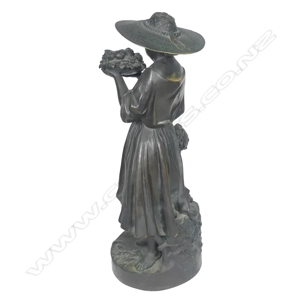 A bronze statuette by Eugene de Labroue Image 1++