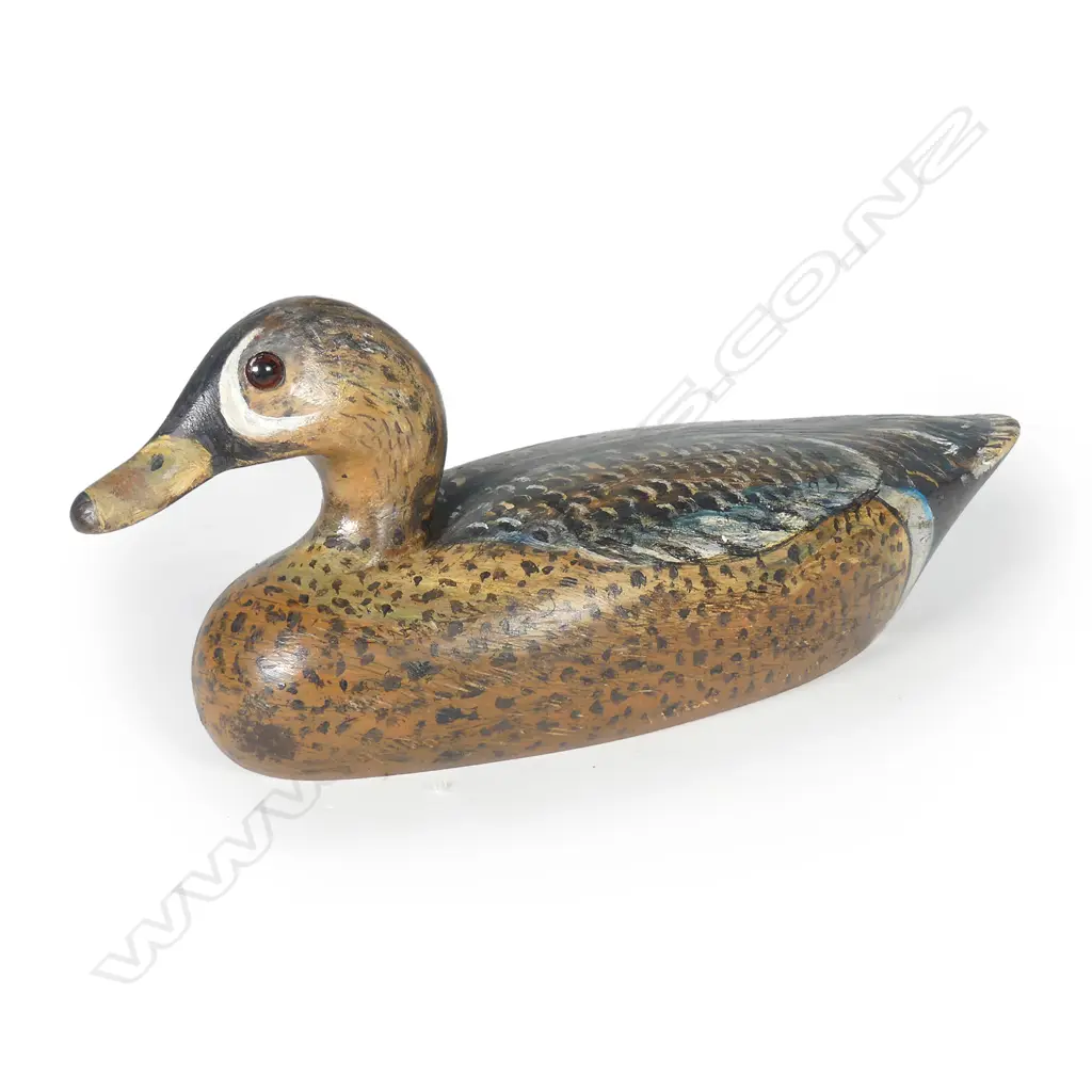 A 11½" wooden hand carved and painted blue wing teal decoy Image 1++