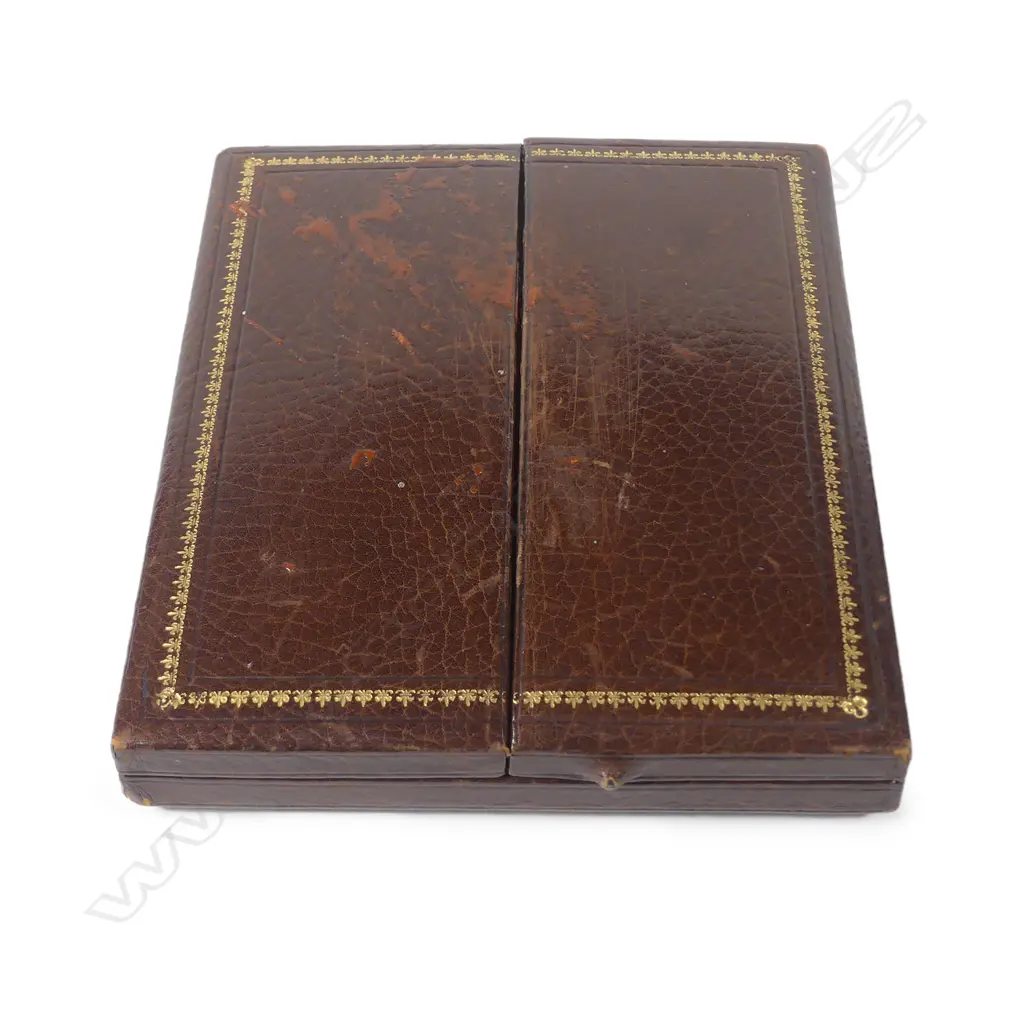 A silver gilt portrait miniature frame Image 1++