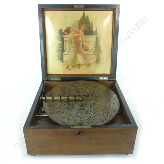 A c.1900 Kalliope German polyphon disc player