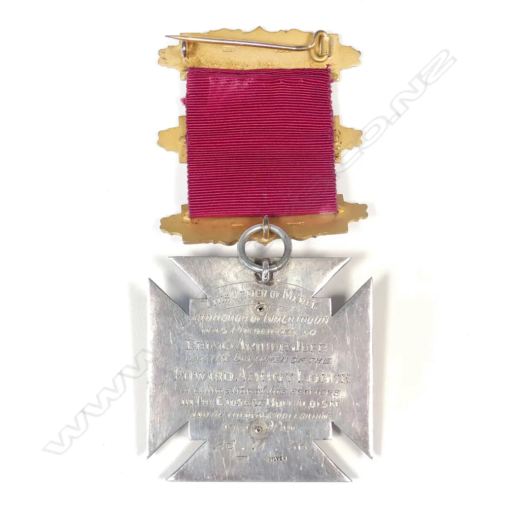 A large RAOB silver gilt and enamel lodge jewel Image 1++