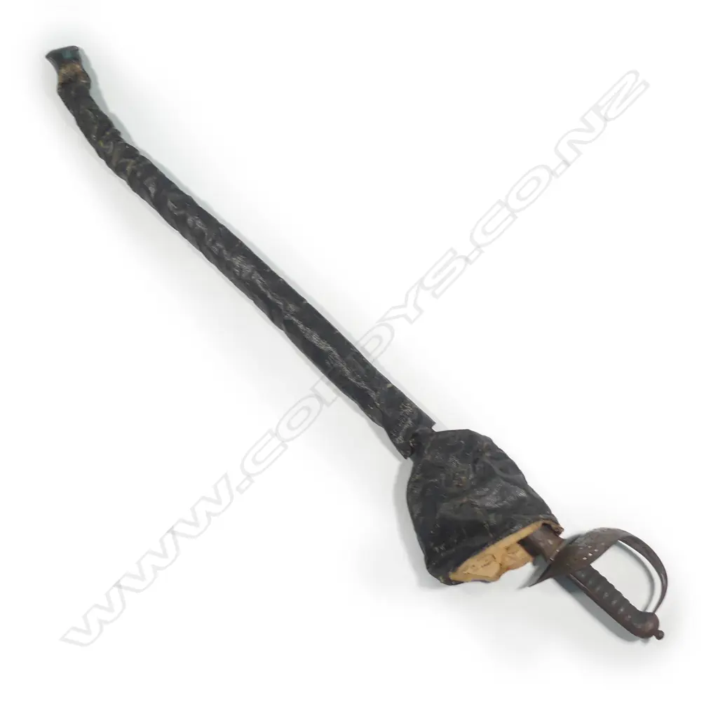 An Edward VII officers dress sword Image 1++