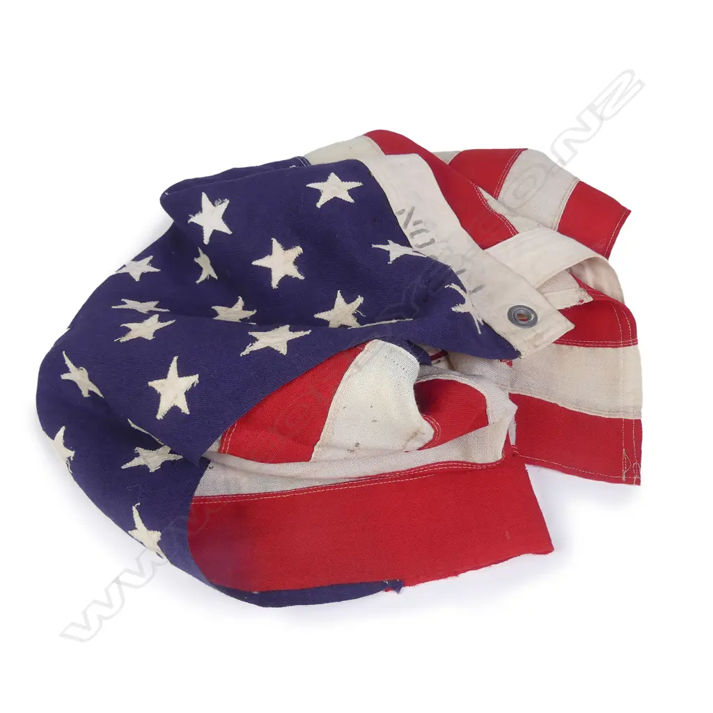 A WWII American flag in N.Z.E.F. named bag Image 1++