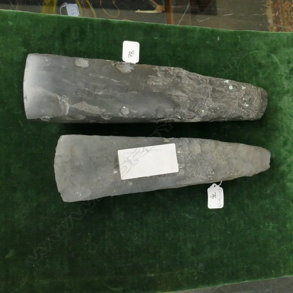 A large pre-European Maori stone toki (adze) Image 1++