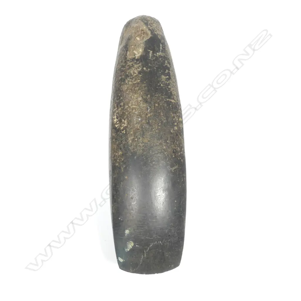 A pre-European Maori black basalt toki (adze) Image 1++