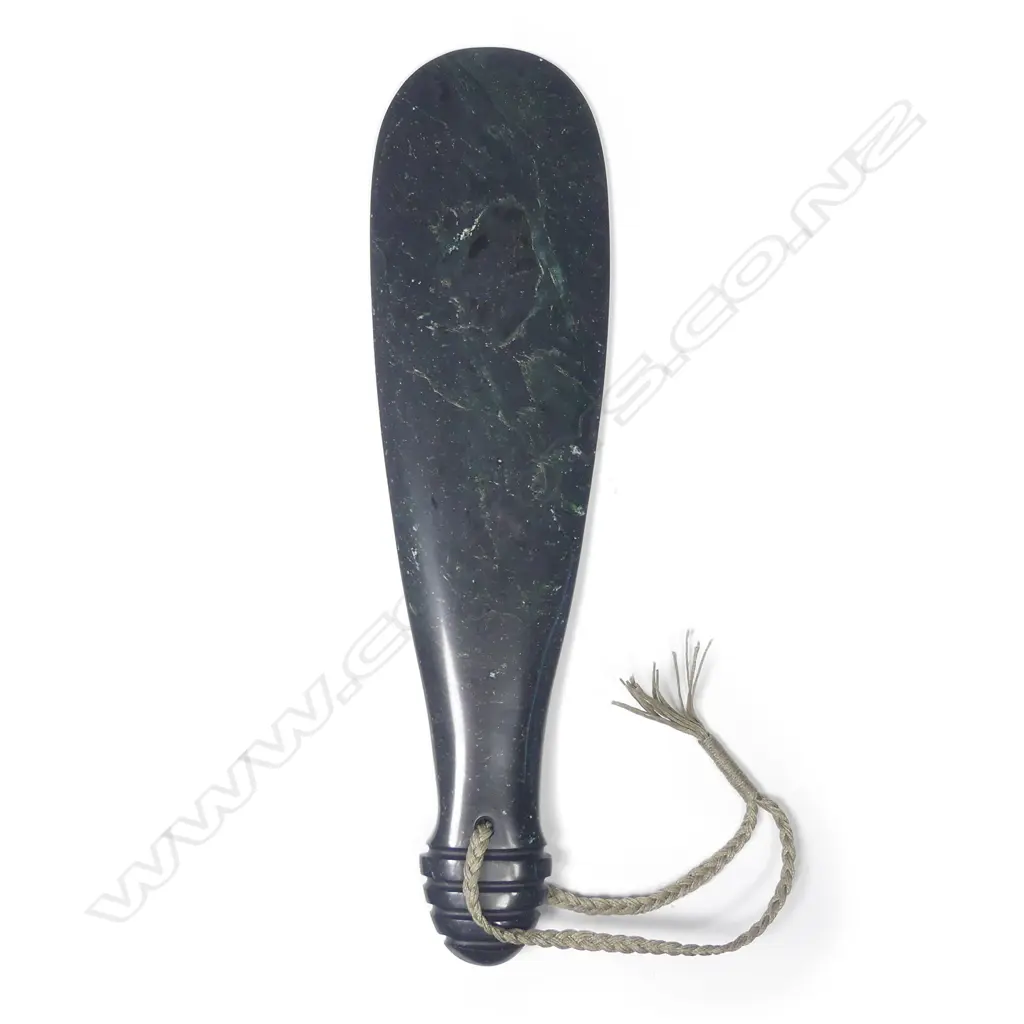 A deep green nephrite mere Image 1++