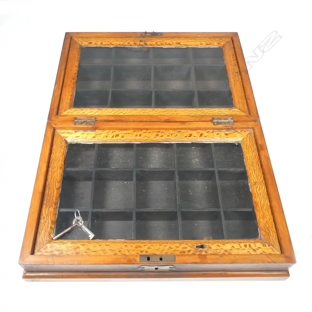 An unusual colonial native timbers specimen box Image 1++