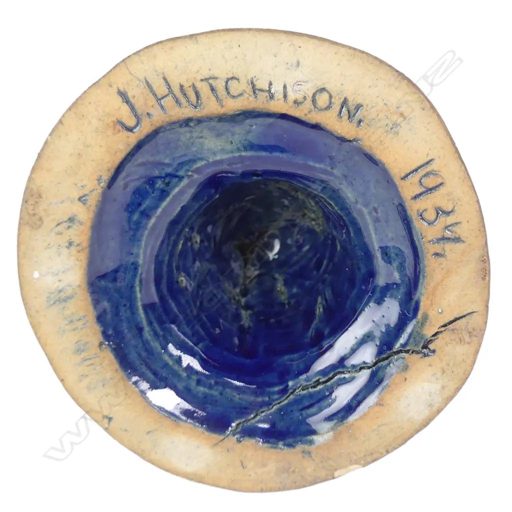 A rare Jack Hutchison sculpted pottery monkey group figure Image 1++