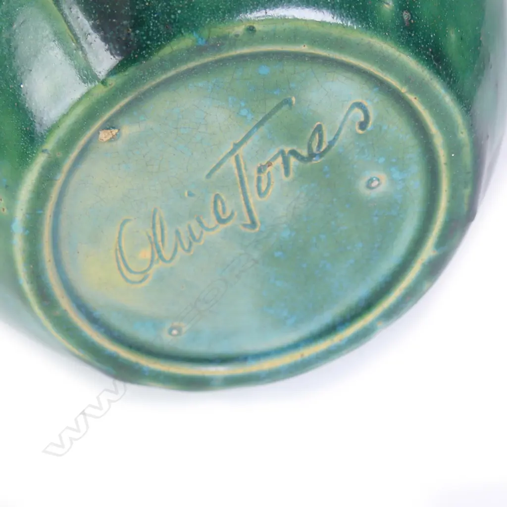 A good Olive Jones decorated vase Image 1++