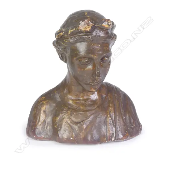 A Helen Hitchings female bust