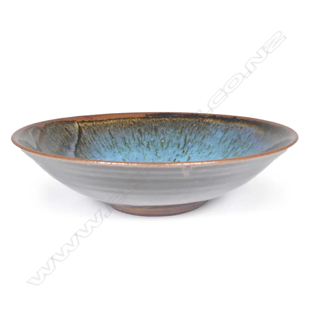 A Len Castle shallow bowl Image 1++
