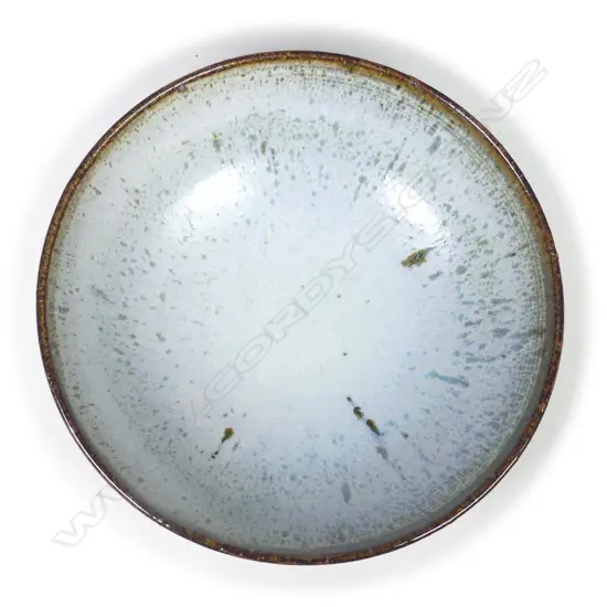 A Len Castle small shallow bowl