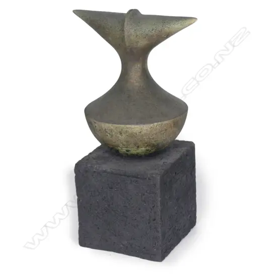 Ces Thomas Sculptural Form