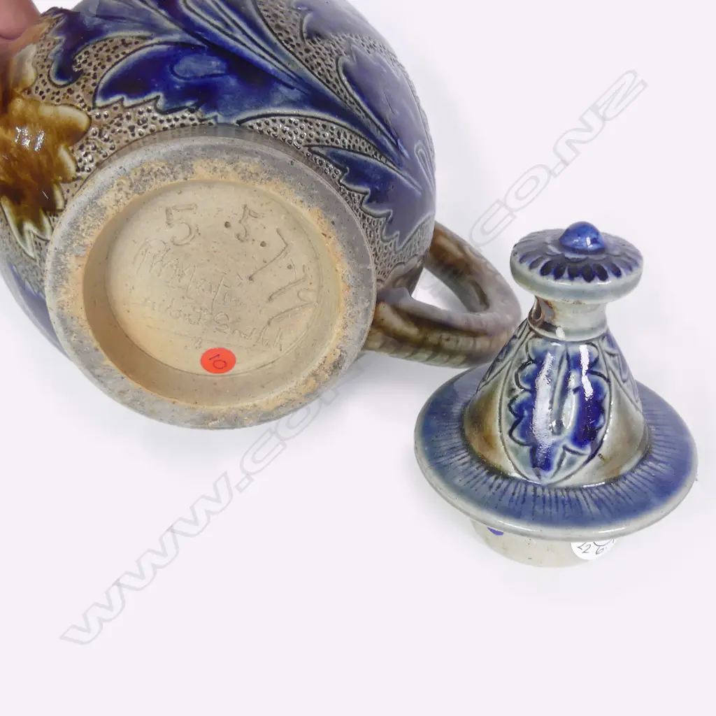 An unusual Martin Brothers salt-glazed stoneware teapot and cover Image 1++