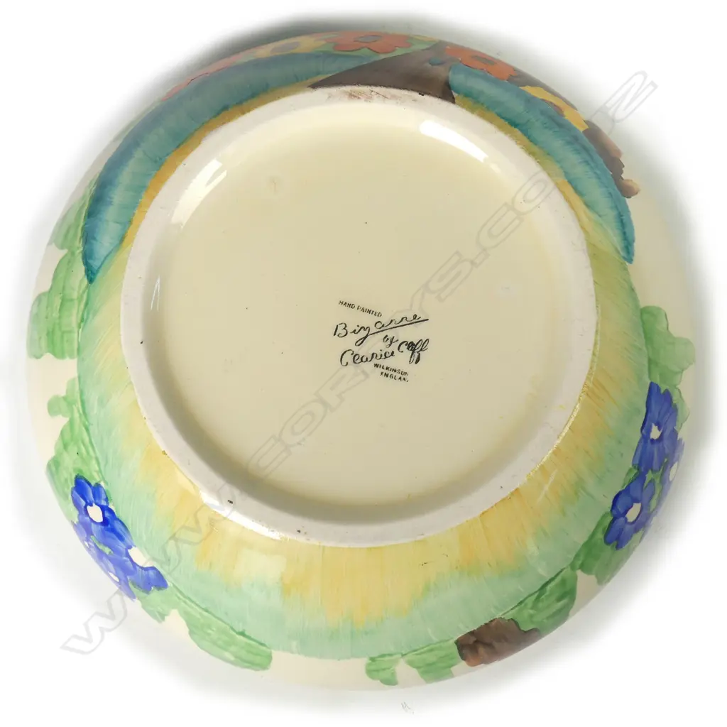 A Clarice Cliff 'Bizarre' bowl Image 1++