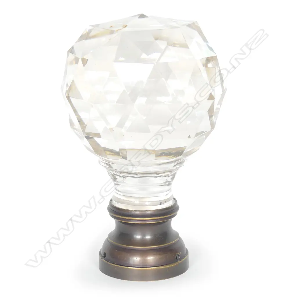 A crystal boulle d'escalier Image 1++