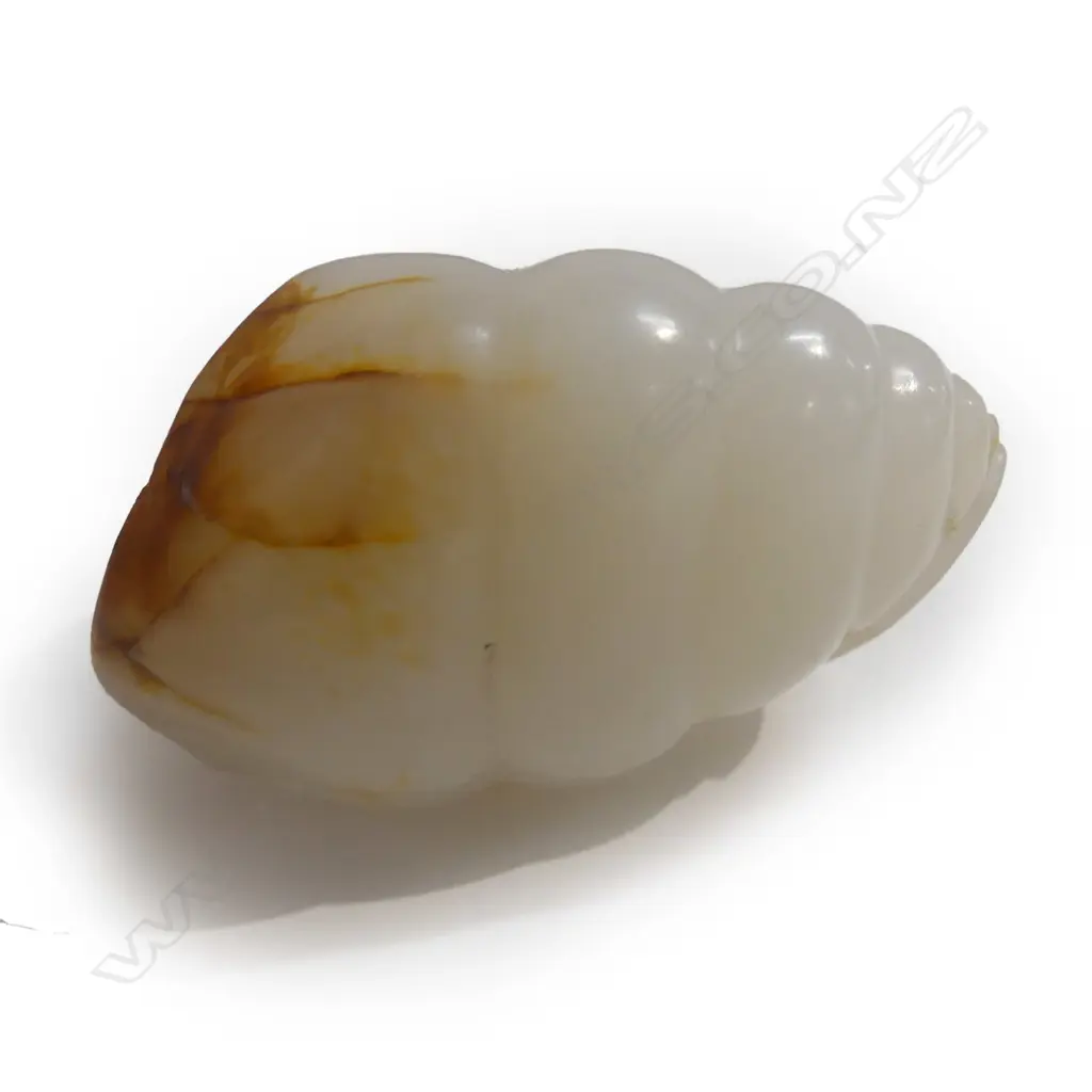 A Chinese mutton fat jade handling piece Image 1++