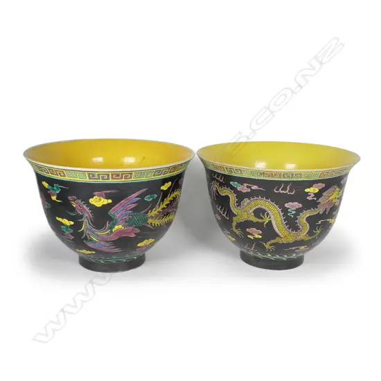 A pair of Chinese porcelain tall famille verte bowls