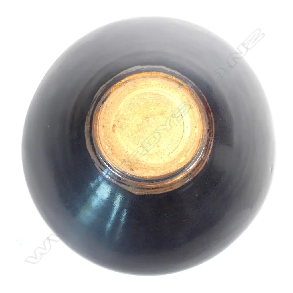 A Chinese jizhou ware leaf decorated tea bowl Image 1++