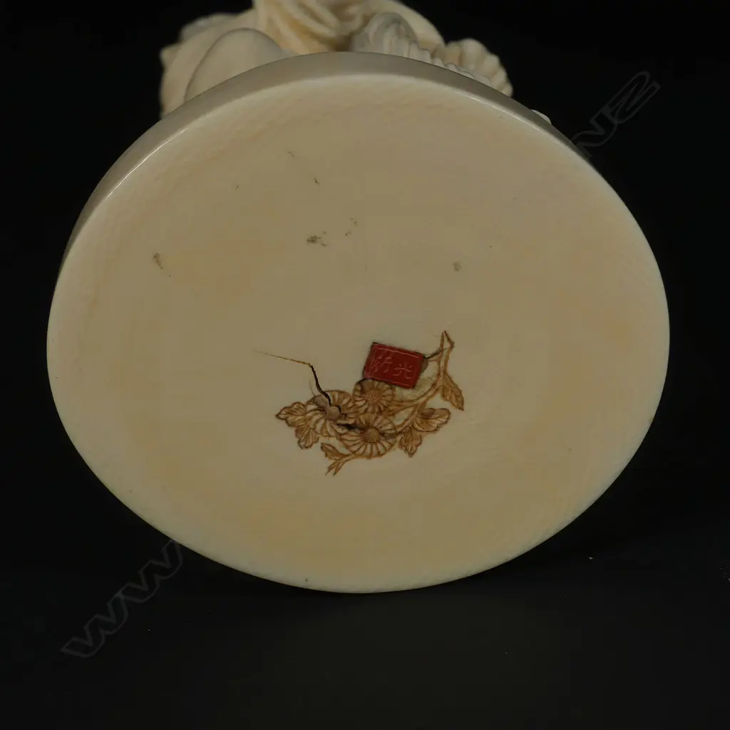 A Japanese Meiji period Tokyo School okimono of a fisherman Image 1++