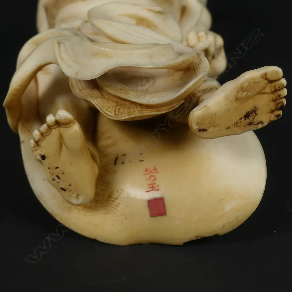 A Japanese ivory okimono of a temple guardian (nio) Image 1++