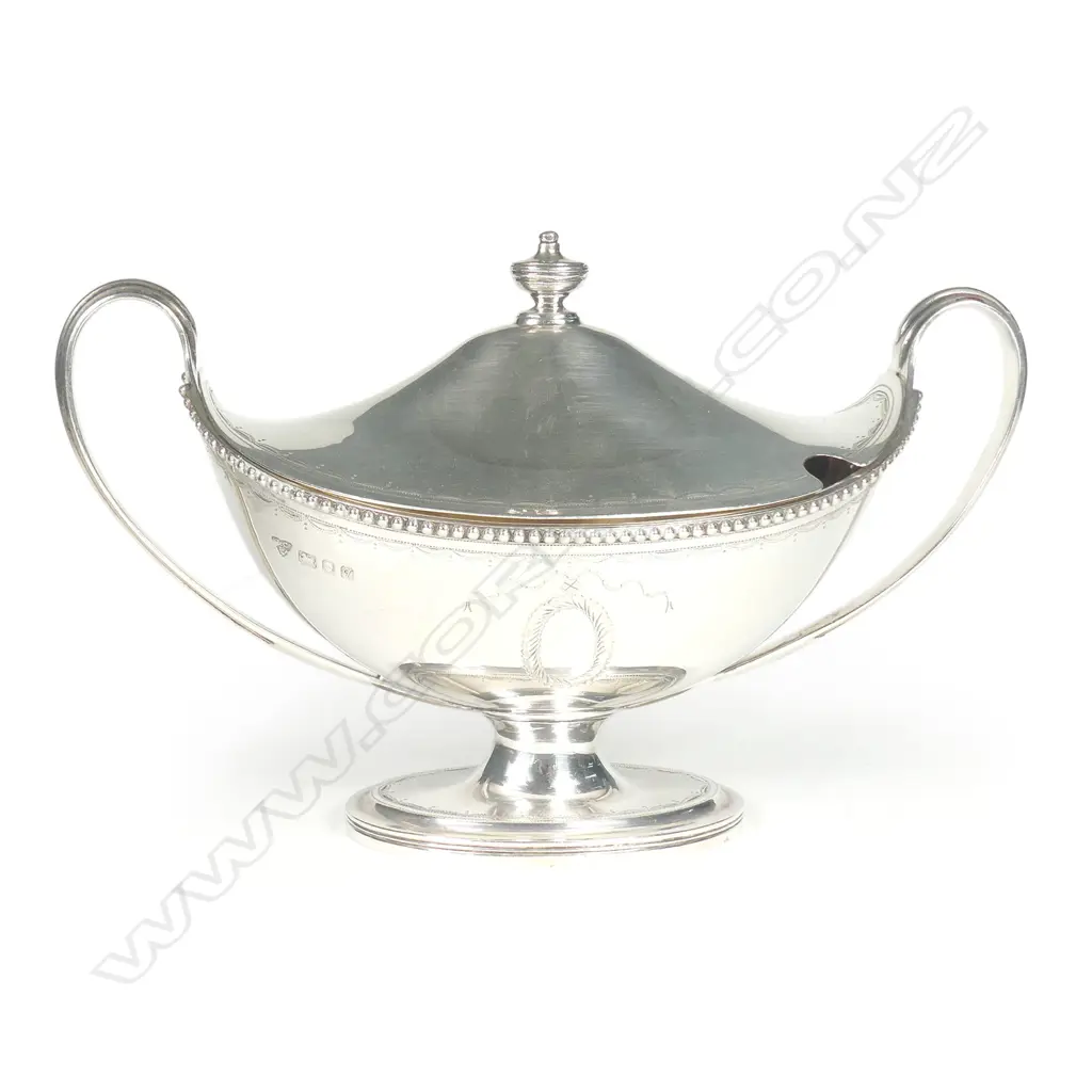 An Adams style silver sauce tureen and cover Image 1++