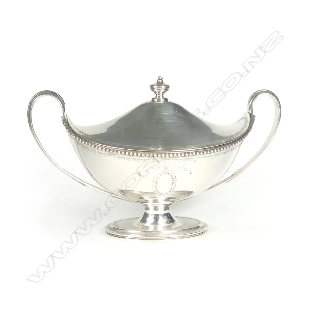 An Adams style silver sauce tureen and cover Image 1++