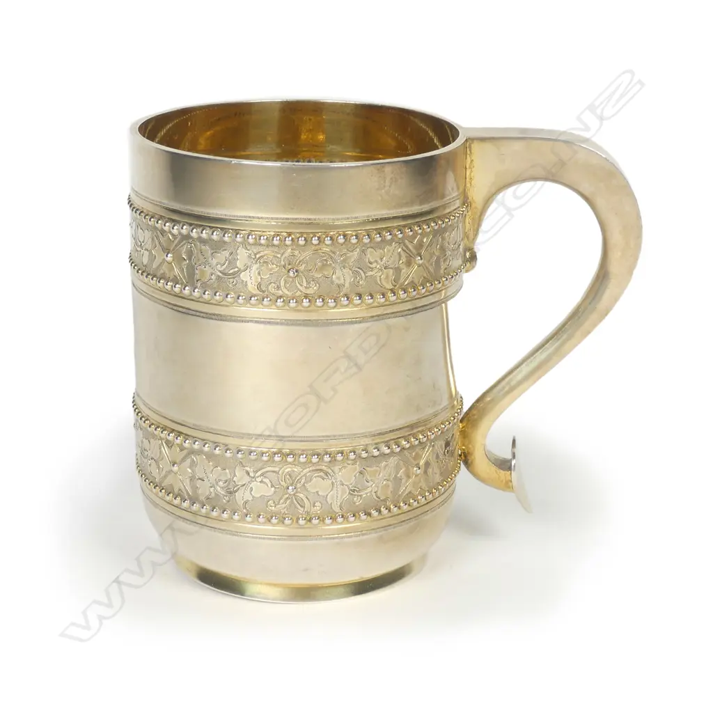 A quality Victorian silver mug Image 1++