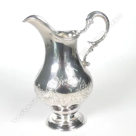 A William IV Scottish silver cream jug