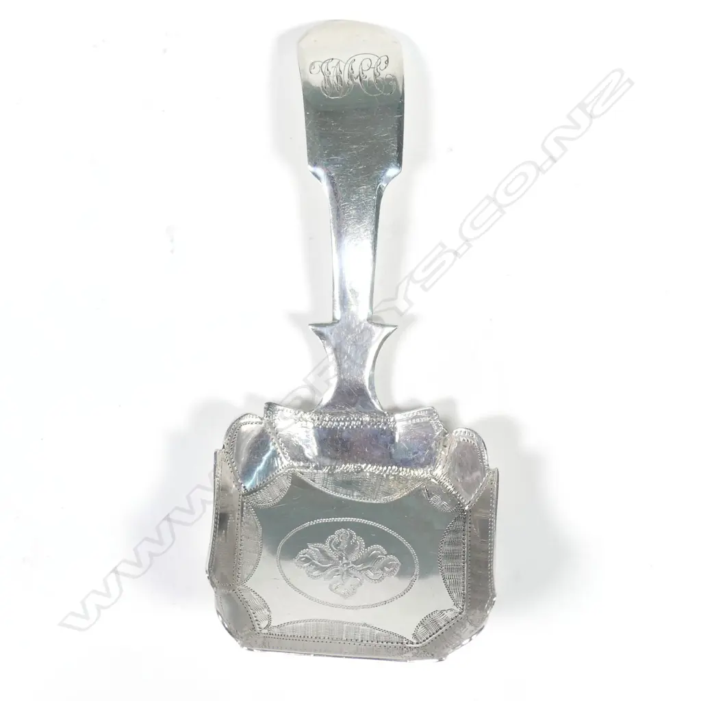 A Victorian silver tea caddy spoon Image 1++