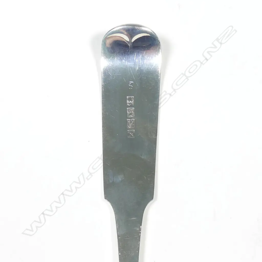 A George III Irish silver soup ladle Image 1++