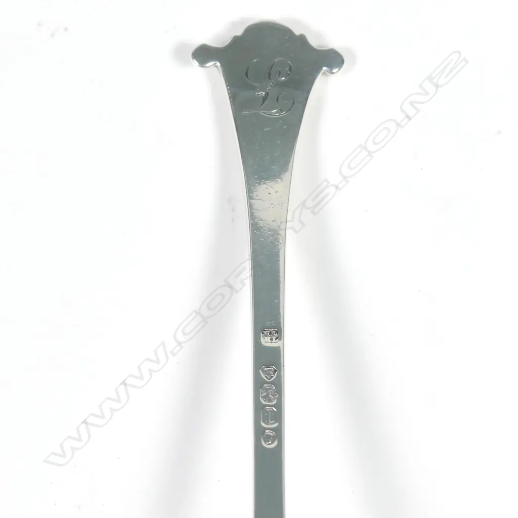A Victorian silver sifter ladle Image 1++