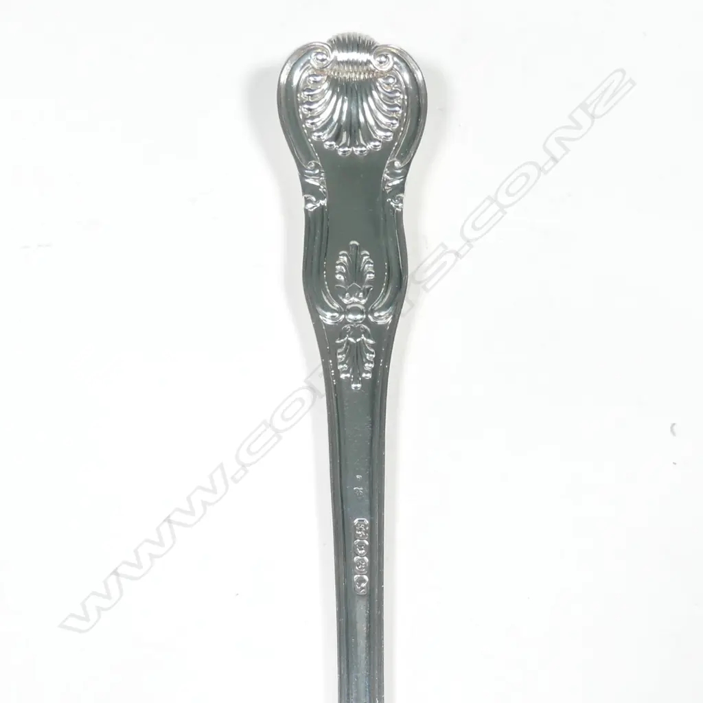 A Victorian silver soup ladle Image 1++
