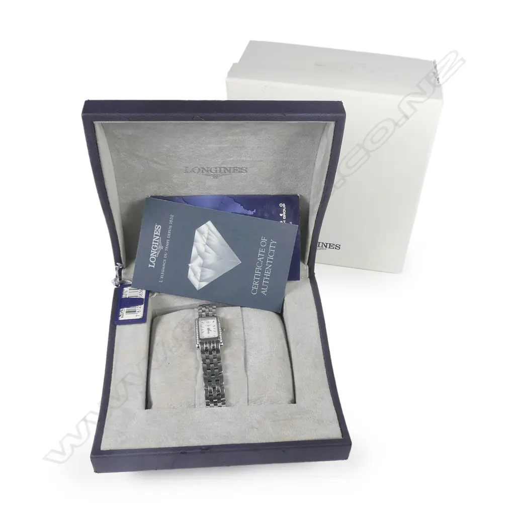 A lady’s Longines Dolce Vita wristwatch Image 1++