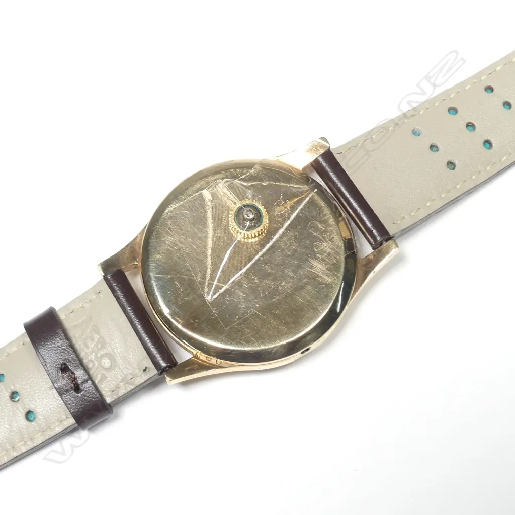 A Rolex 9ct gold cased gent's wristwatch Image 1++