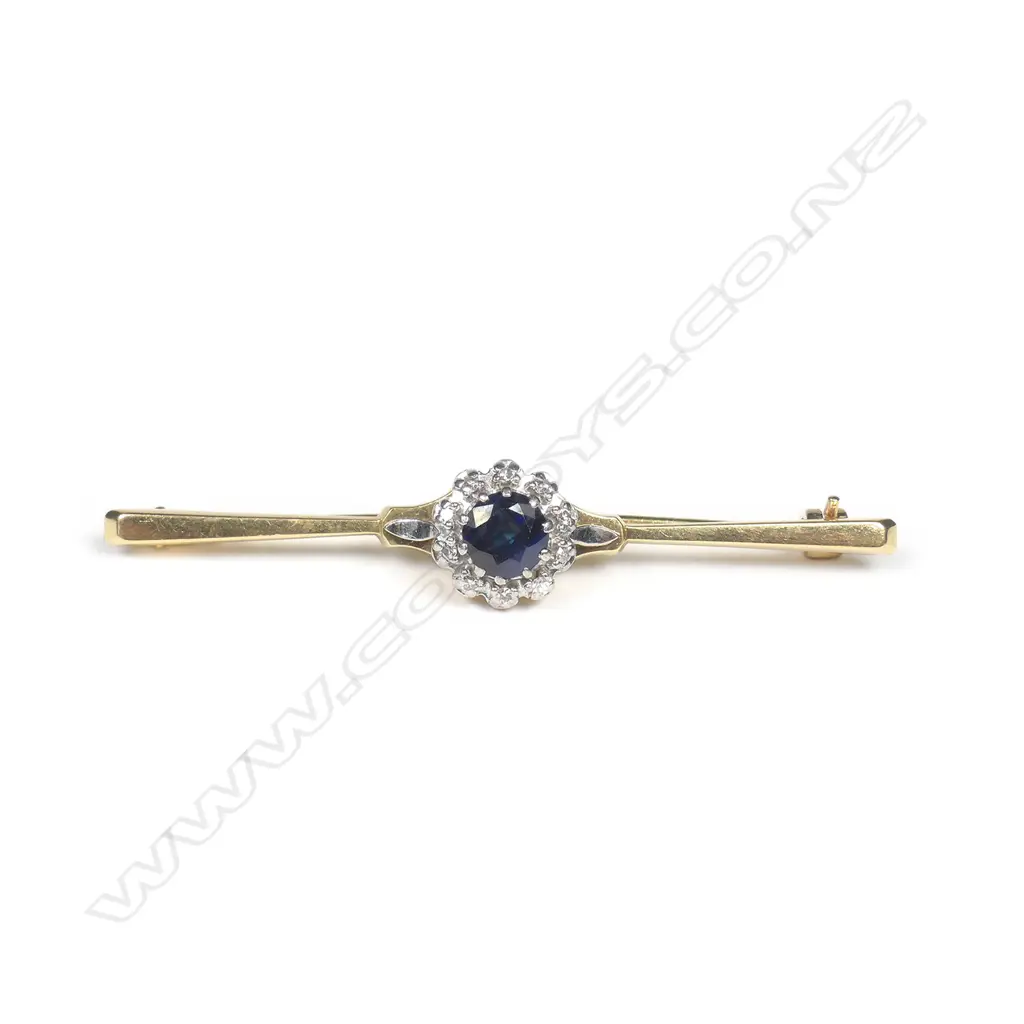 An early 20thC 18ct. yellow gold sapphire and diamond bar brooch Image 1++