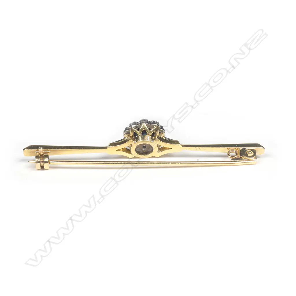 An early 20thC 18ct. yellow gold sapphire and diamond bar brooch Image 1++