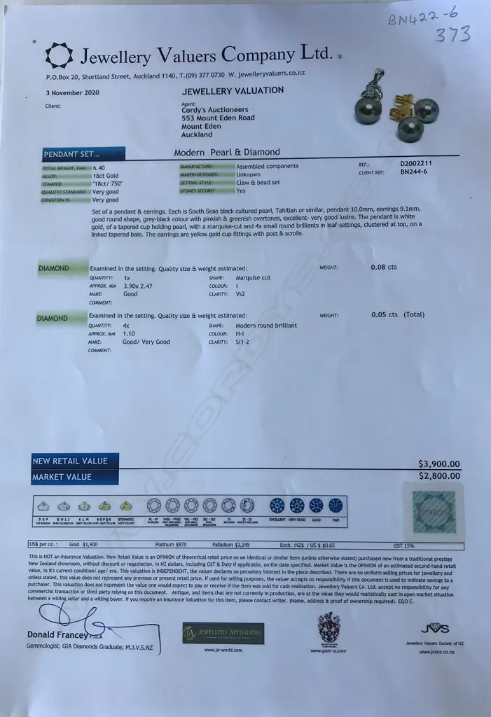 An 18ct white gold and South Sea black pearl pendant Image 1++