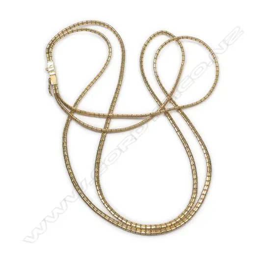 An 18ct gold double chain necklace