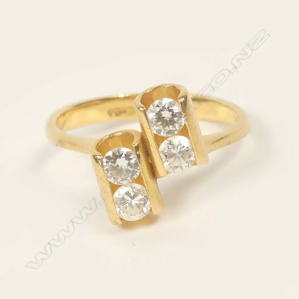 A 22ct gold and diamond ring Image 1++