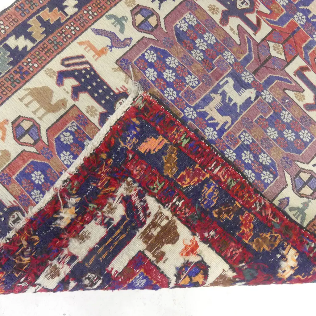 An extra weft handwoven Sumak rug Image 1++