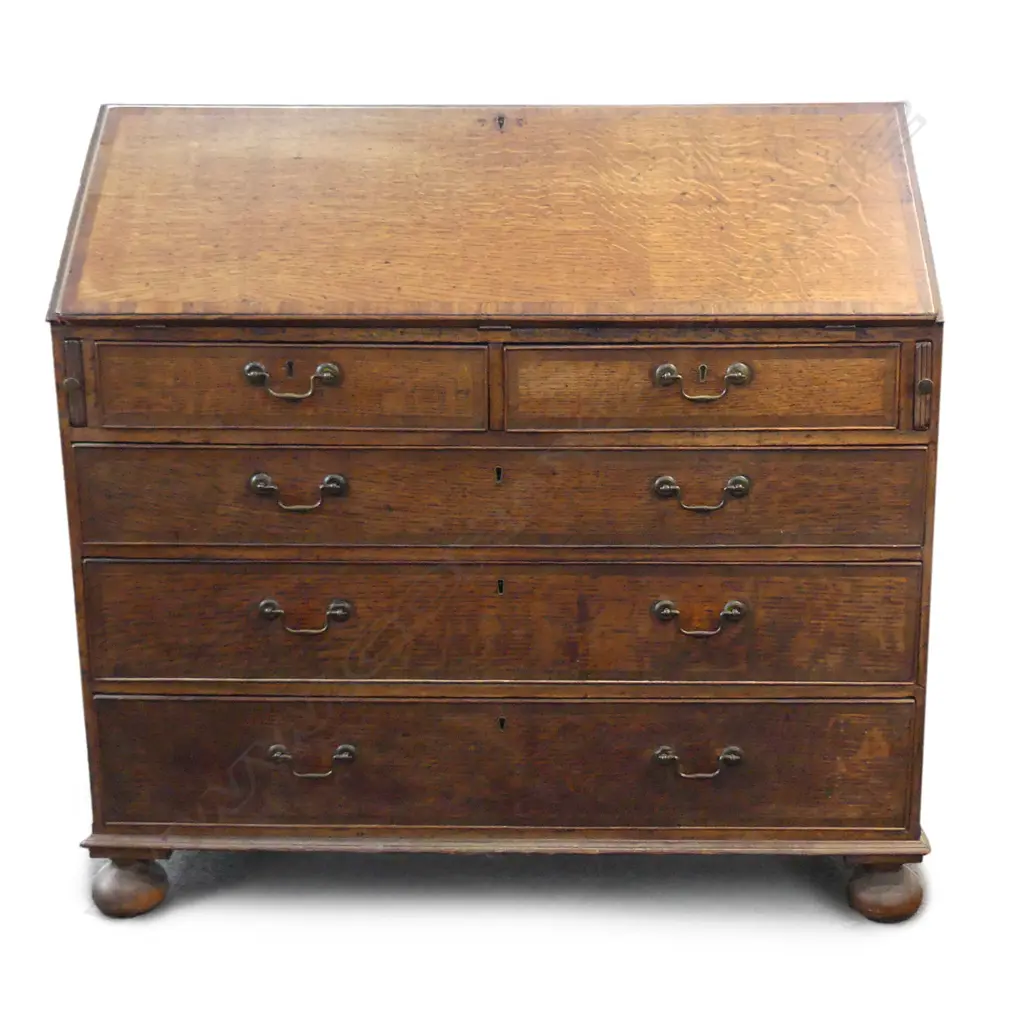 A George III oak fall front bureau Image 1++