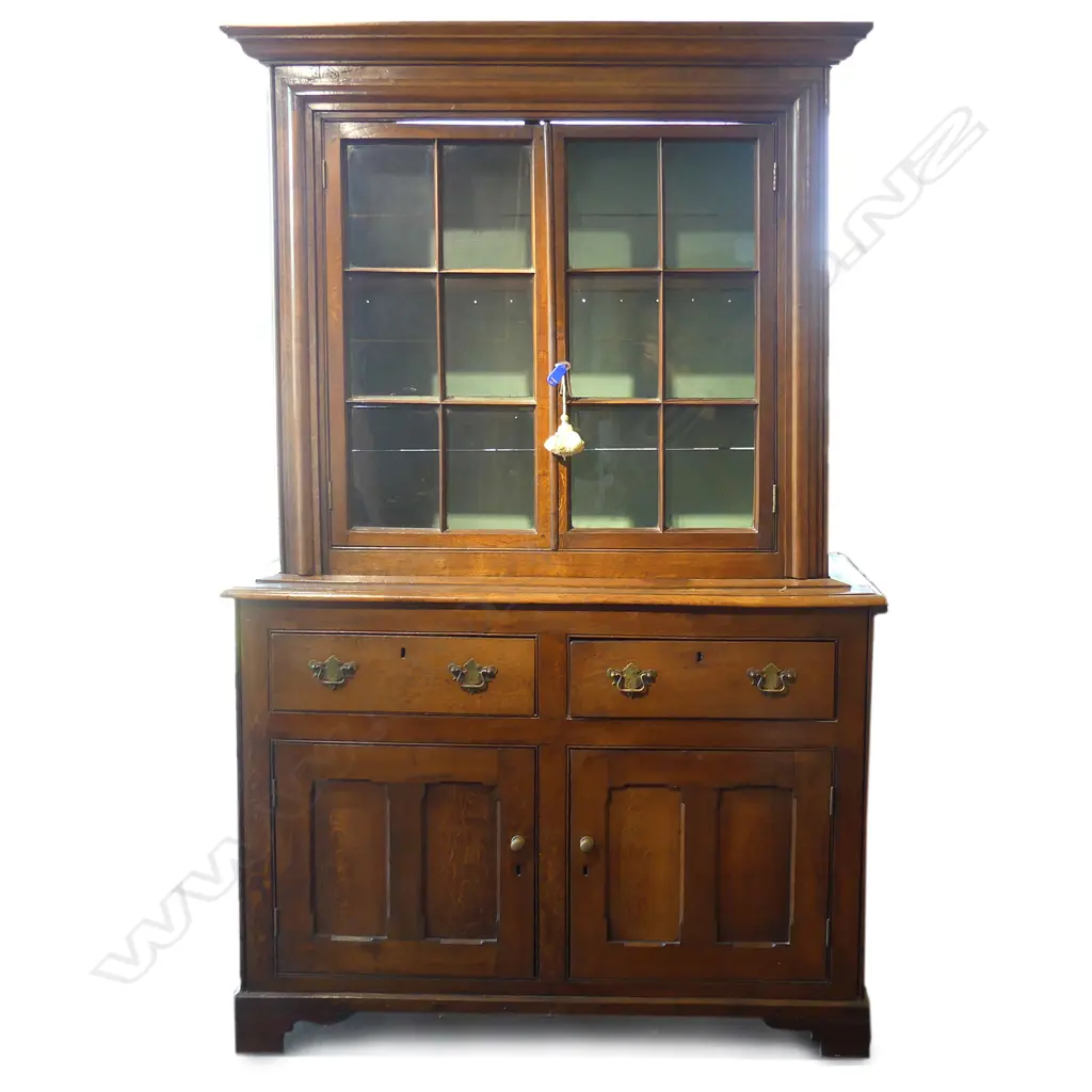 An antique oak bookcase chiffonier Image 1++