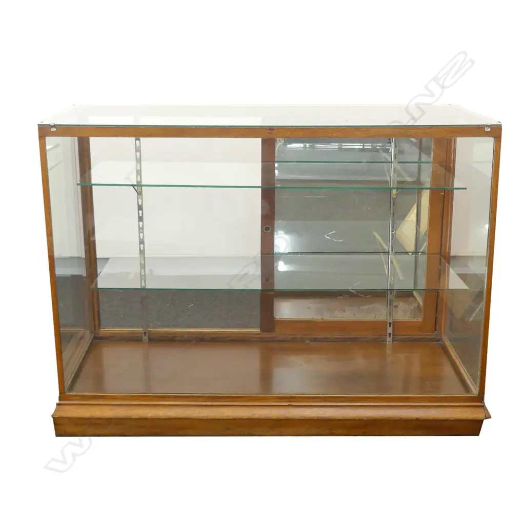 A 1920s oak framed and glazed shop display counter Image 1++