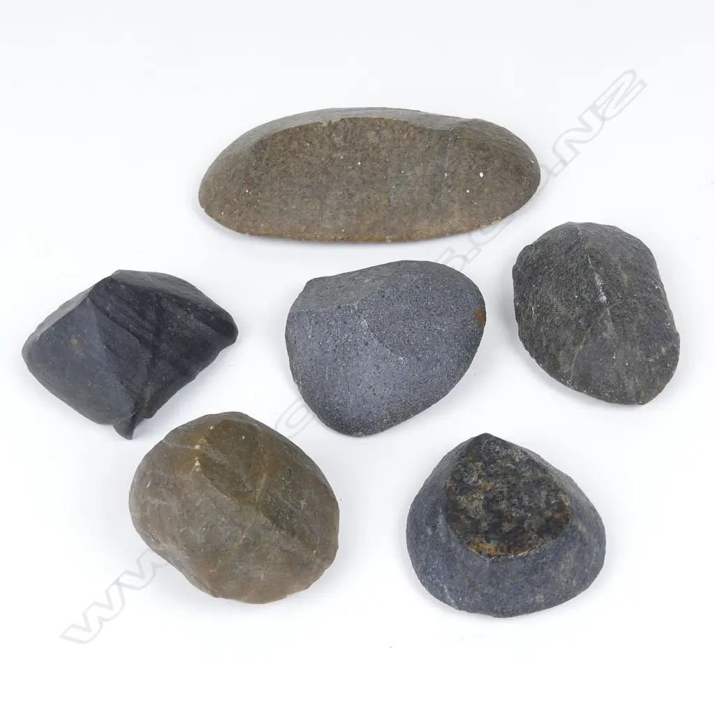 Six ventifacts Image 1++