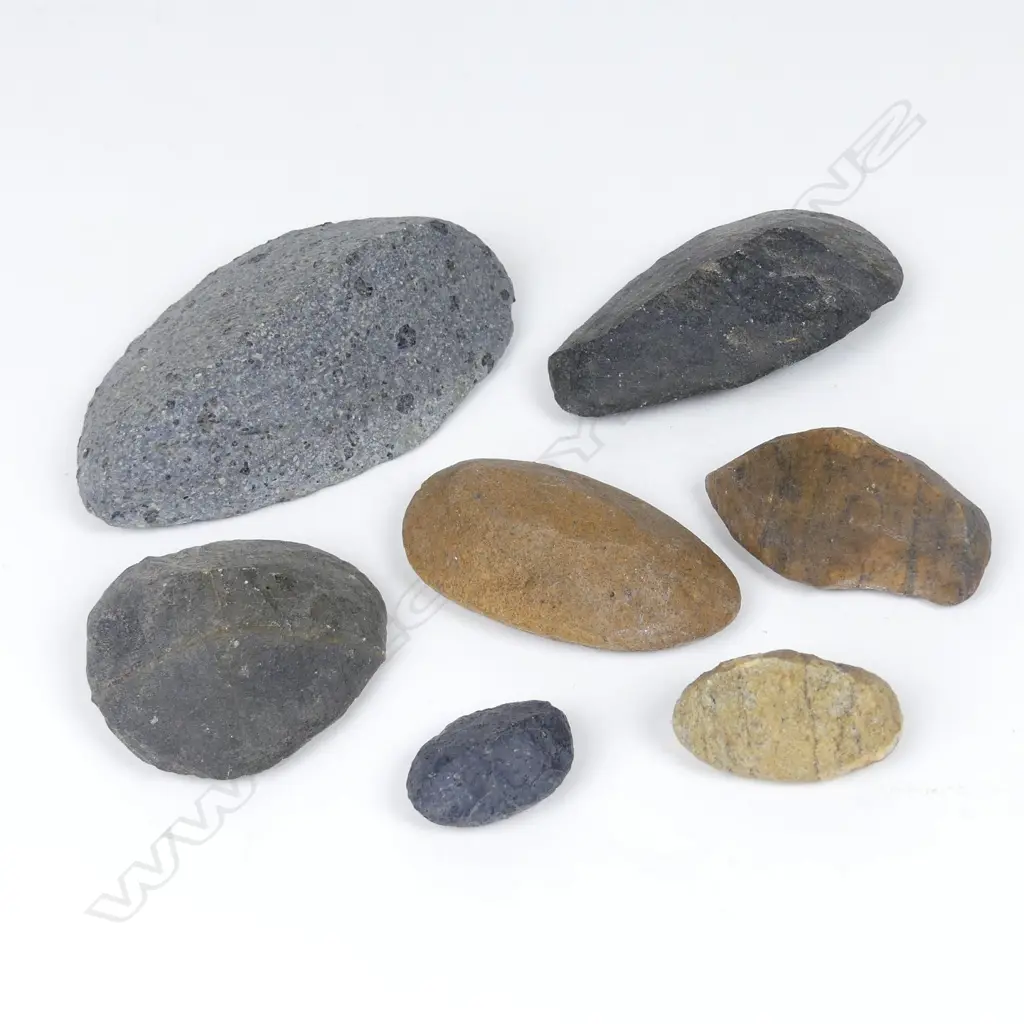 Seven ventifacts Image 1++