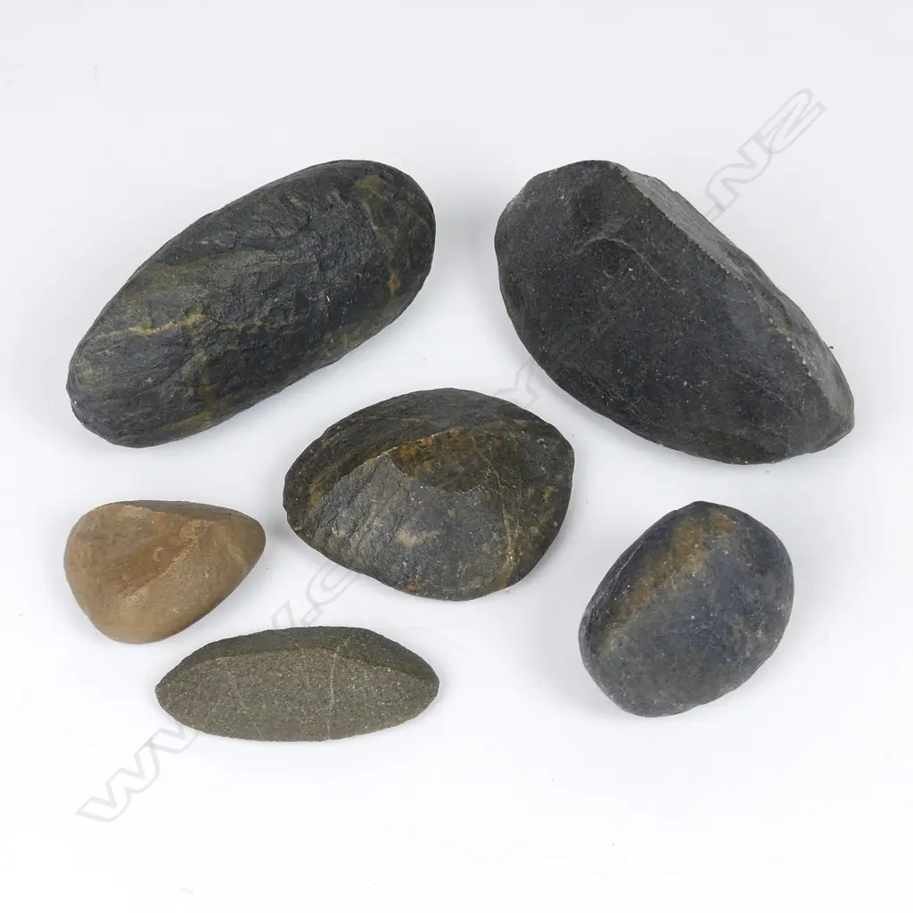 Six ventifacts Image 1++