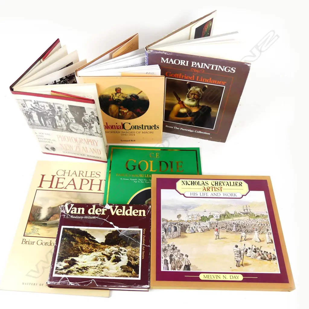 A selection of NZ art books Image 1++